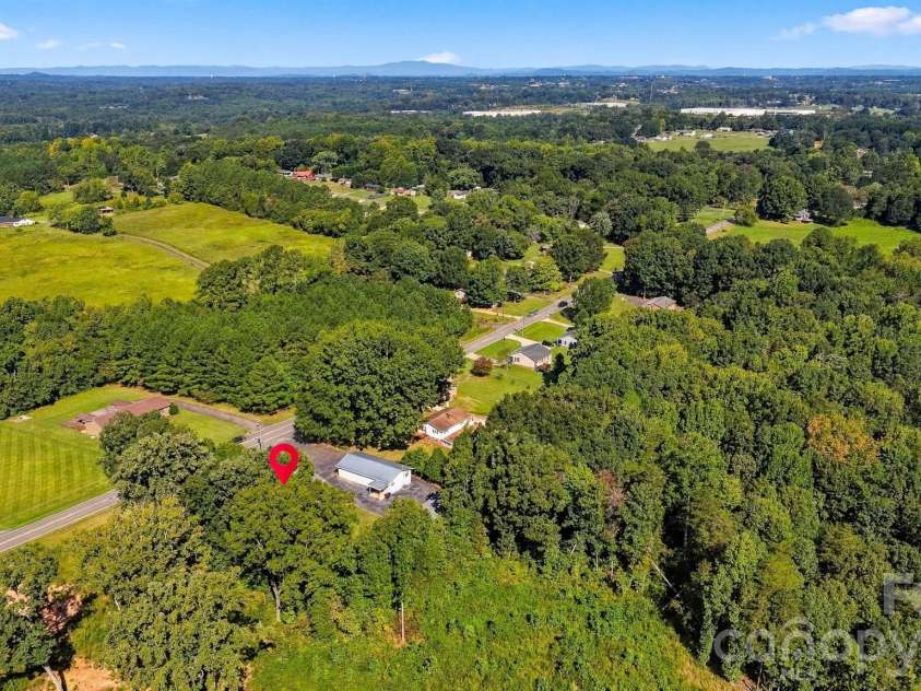 3070 Startown Road, Newton, NC 28658.  MLS# CAR4421474, YatesRealty ID 50866. 