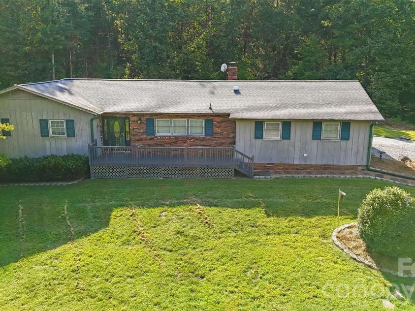 258 Nine Patch Lane, Taylorsville, NC 28681.  MLS# CAR4423574, YatesRealty ID 50868. 