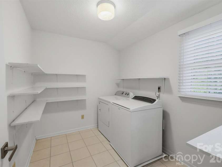 258 Nine Patch Lane, Taylorsville, NC 28681.  MLS# CAR4423574, YatesRealty ID 50868. 
