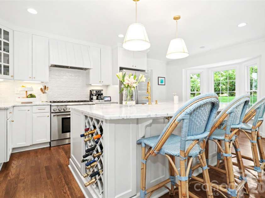 7815 Covey Chase Drive, Charlotte, NC 28210.  MLS# CAR4423401, YatesRealty ID 50870. 