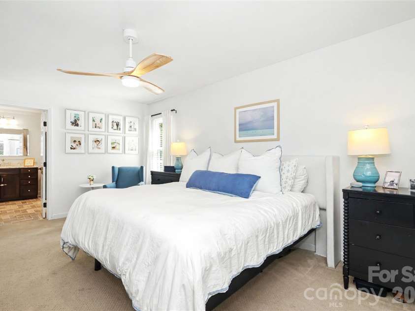 7815 Covey Chase Drive, Charlotte, NC 28210.  MLS# CAR4423401, YatesRealty ID 50870. 