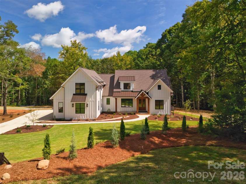 1103 Oakmont Drive, Rock Hill, SC 29732.  MLS# CAR4420882, YatesRealty ID 50872. 