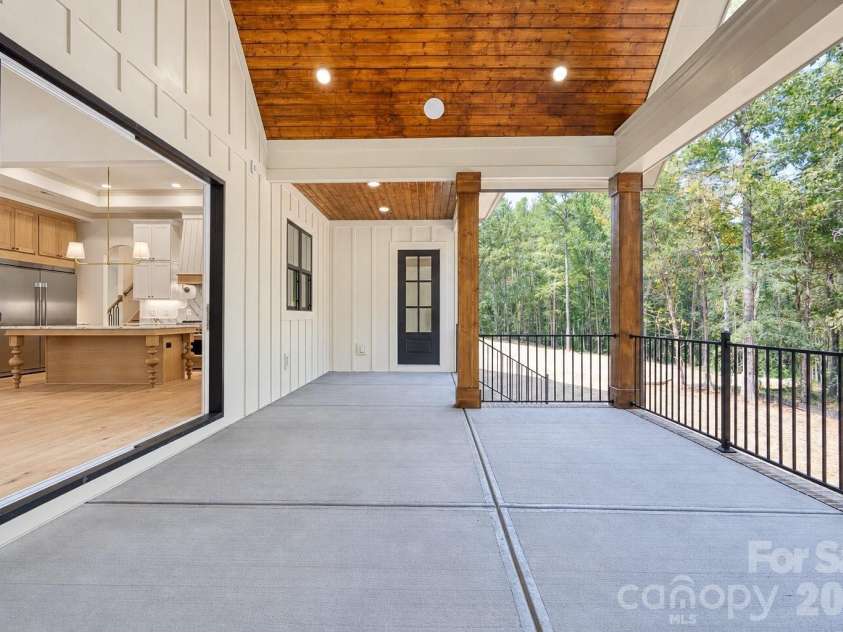 1103 Oakmont Drive, Rock Hill, SC 29732.  MLS# CAR4420882, YatesRealty ID 50872. 