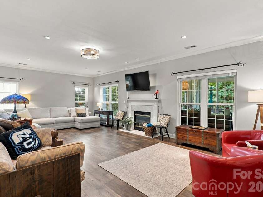 1213 Boyden Place, Concord, NC 28027.  MLS# CAR4419628, YatesRealty ID 50873. Living Room