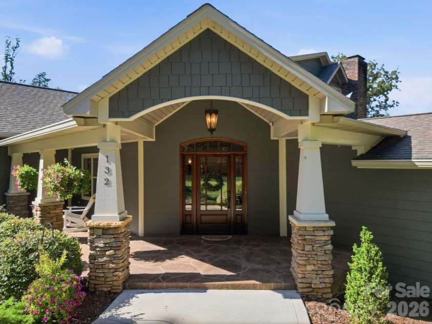 132 Lucent Lane, Mooresville, NC 28117.  MLS# CAR4424508, YatesRealty ID 50874. 