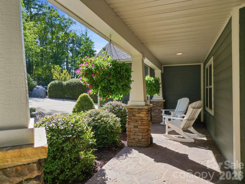 132 Lucent Lane, Mooresville, NC 28117.  MLS# CAR4424508, YatesRealty ID 50874. 