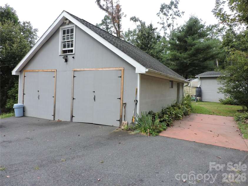74 Vaughn Road, Spruce Pine, NC 28777.  MLS# CAR4424283, YatesRealty ID 50876. Two car garage