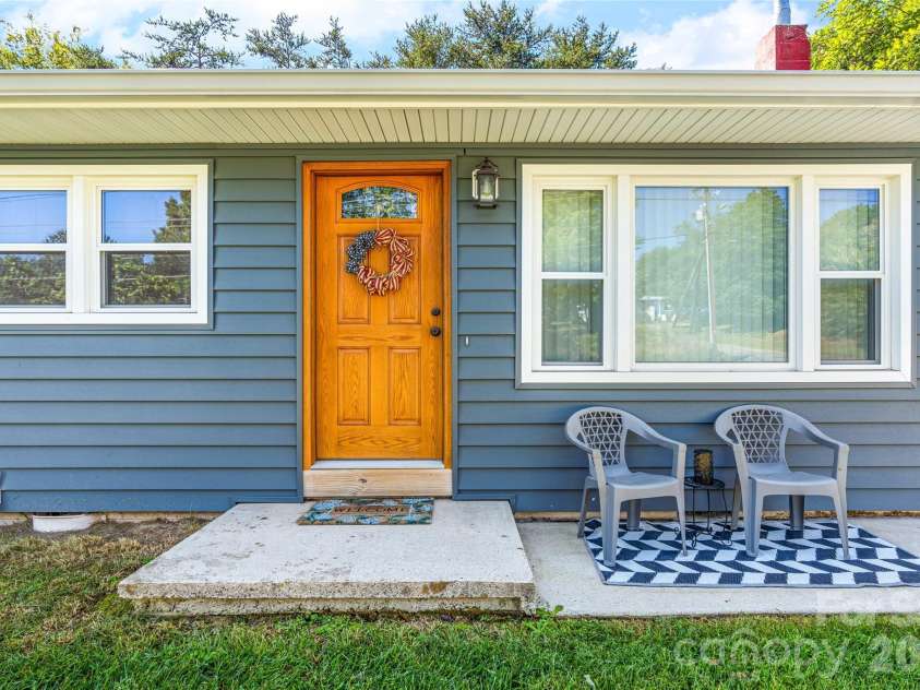 1025 Old US 70 Highway, Black Mountain, NC 28711.  MLS# CAR4414850, YatesRealty ID 50877. 