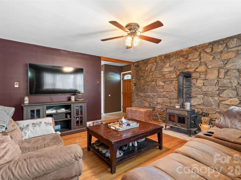 1025 Old US 70 Highway, Black Mountain, NC 28711.  MLS# CAR4414850, YatesRealty ID 50877. 