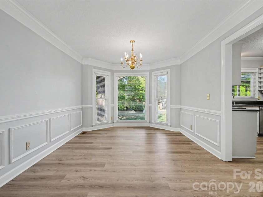 8710 Twin Trail Drive, Huntersville, NC 28078.  MLS# CAR4419828, YatesRealty ID 50878. Dining room