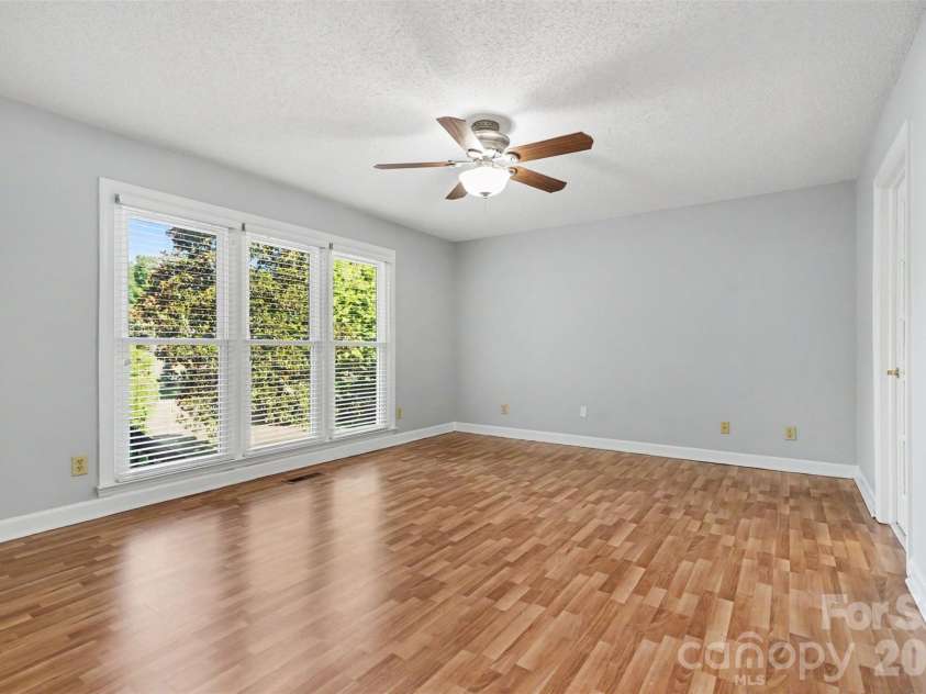 8710 Twin Trail Drive, Huntersville, NC 28078.  MLS# CAR4419828, YatesRealty ID 50878. Primary