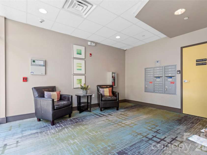 300 Magnolia Avenue, Charlotte, NC 28203.  MLS# CAR4342989, YatesRealty ID 50879. 