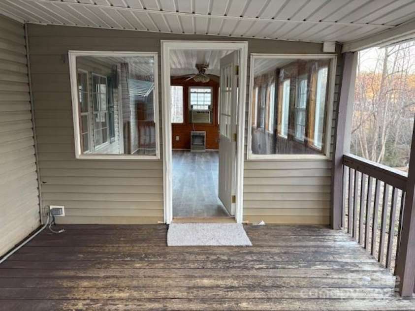 180 Fisher Drive, Marion, NC 28752.  MLS# CAR4234248, YatesRealty ID 5088. 