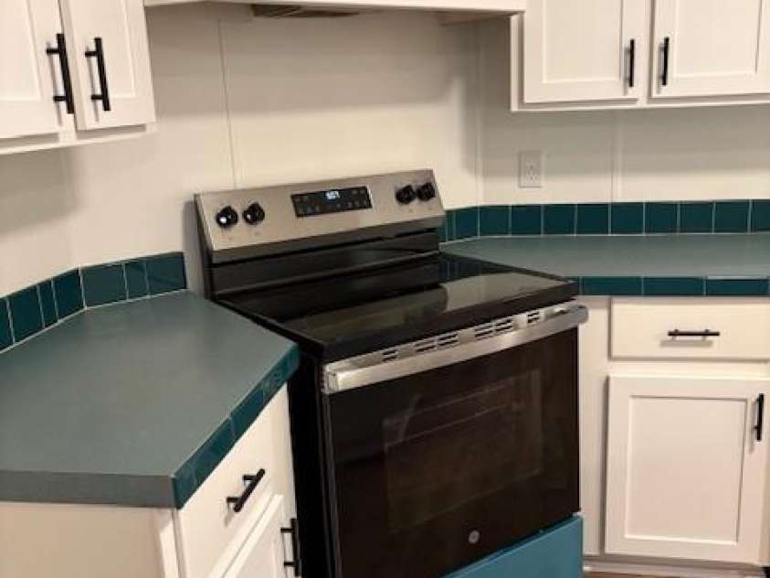 180 Fisher Drive, Marion, NC 28752.  MLS# CAR4234248, YatesRealty ID 5088. 