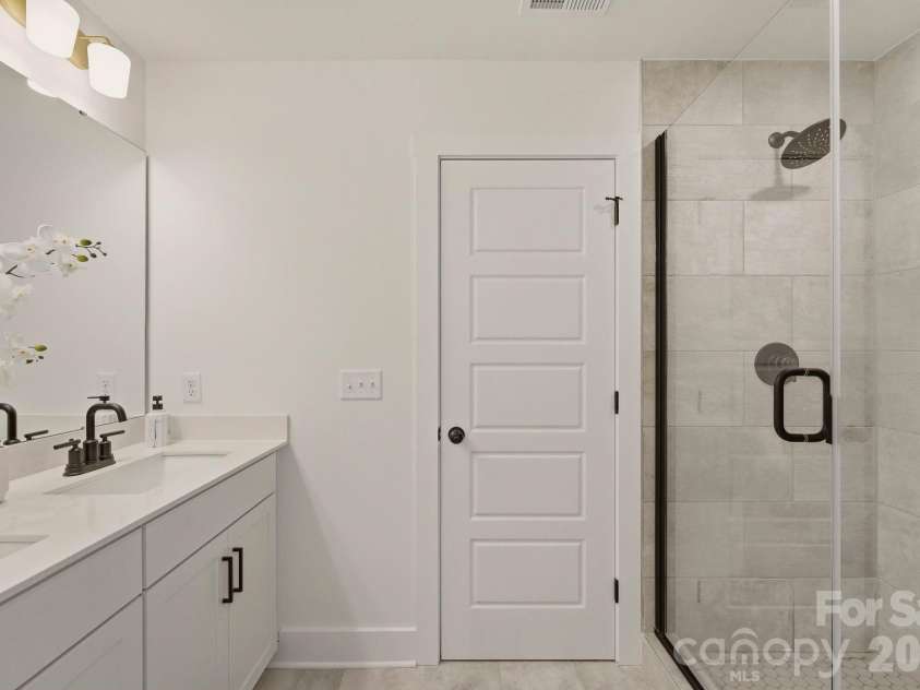 4043 Bass River Parkway, Charlotte, NC 28217.  MLS# CAR4394672, YatesRealty ID 5088. 