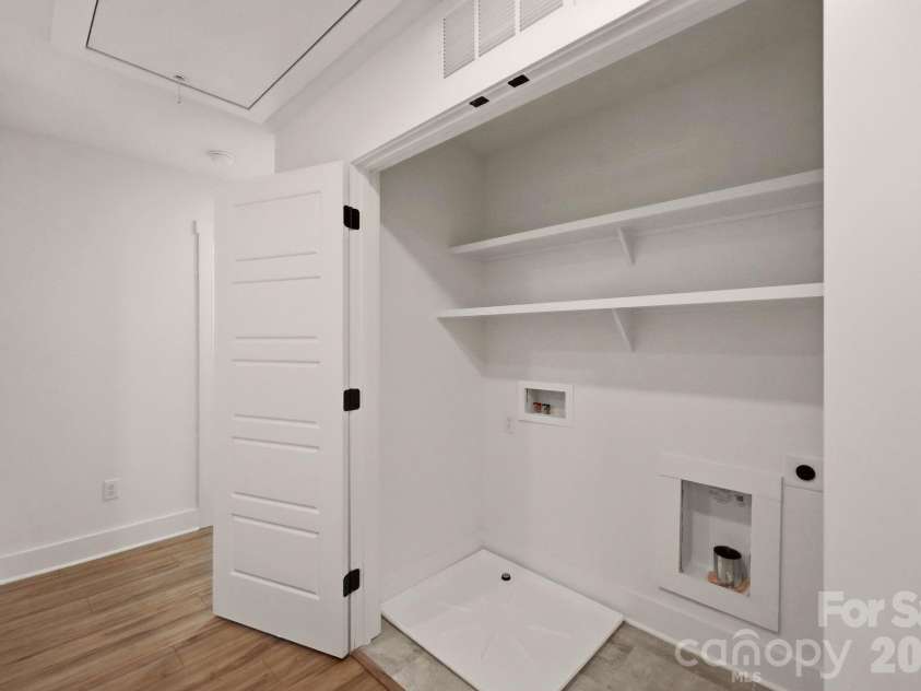 4043 Bass River Parkway, Charlotte, NC 28217.  MLS# CAR4394672, YatesRealty ID 5088. 