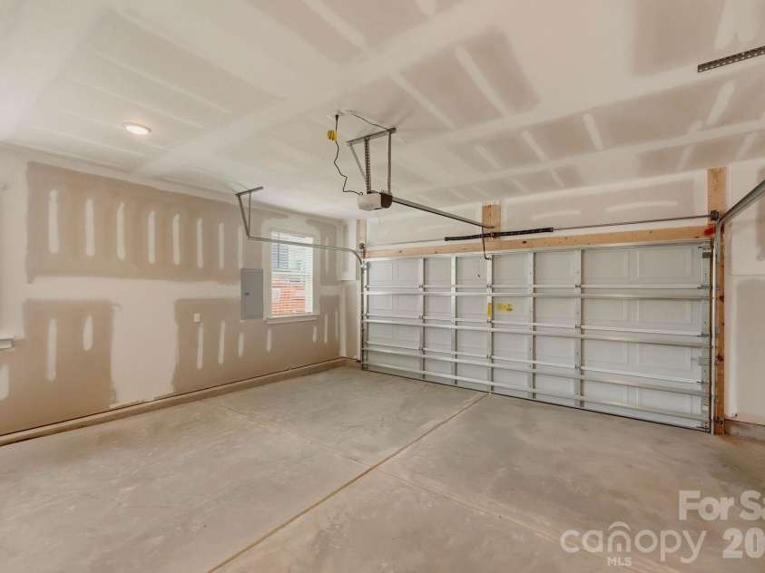 4043 Bass River Parkway, Charlotte, NC 28217.  MLS# CAR4394672, YatesRealty ID 5088. 