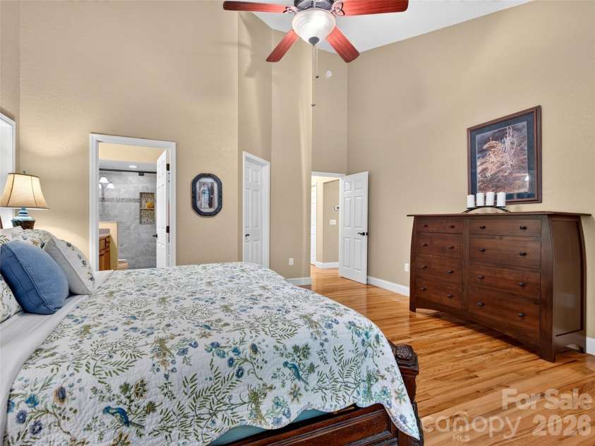 427 Locust Drive, Maggie Valley, NC 28751.  MLS# CAR4424585, YatesRealty ID 50881. Primary Bedroom