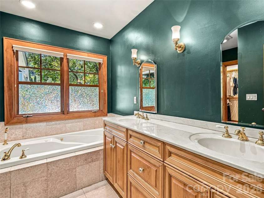 56 Devonshire Drive, Mills River, NC 28759.  MLS# CAR4424568, YatesRealty ID 50882. 