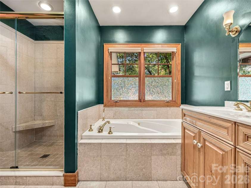 56 Devonshire Drive, Mills River, NC 28759.  MLS# CAR4424568, YatesRealty ID 50882. 