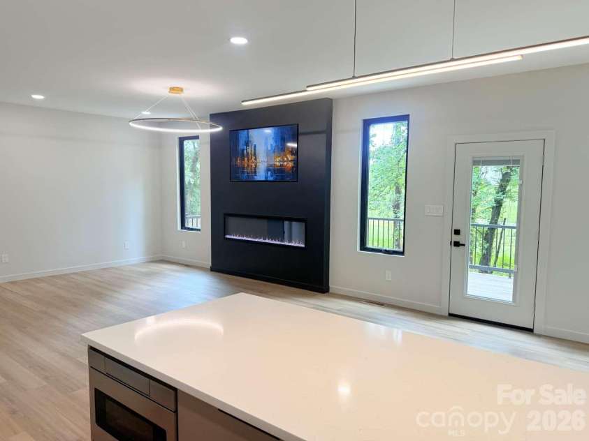 291 Falls Avenue, Granite Falls, NC 28630.  MLS# CAR4424767, YatesRealty ID 50884. 