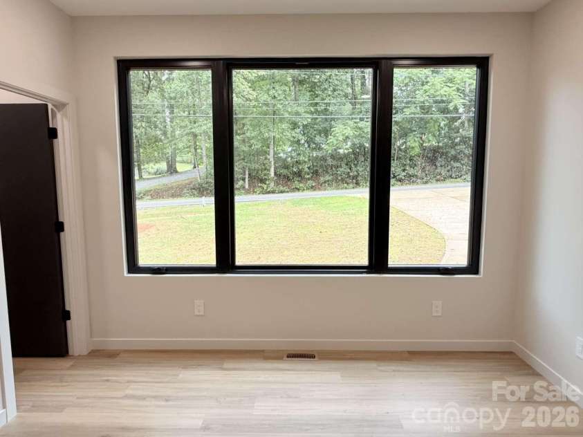 291 Falls Avenue, Granite Falls, NC 28630.  MLS# CAR4424767, YatesRealty ID 50884. 