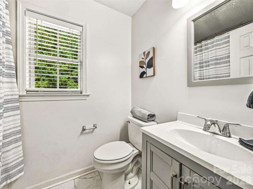 57 Sunberry Trail, Fletcher, NC 28732.  MLS# CAR4424572, YatesRealty ID 50885. 