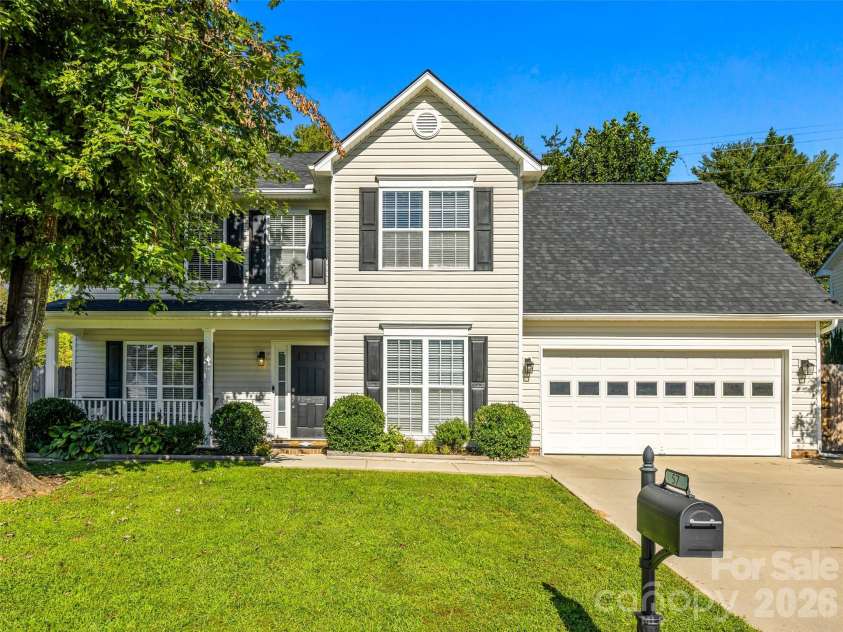 57 Sunberry Trail, Fletcher, NC 28732.  MLS# CAR4424572, YatesRealty ID 50885. Welcome Home!