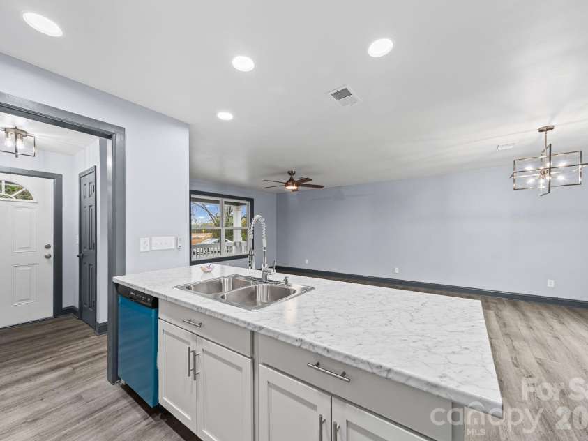 109 Haddock Road, Orangeburg, SC 29115.  MLS# CAR4409042, YatesRealty ID 50887. 