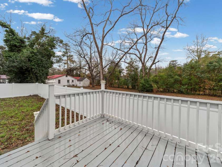 109 Haddock Road, Orangeburg, SC 29115.  MLS# CAR4409042, YatesRealty ID 50887. 