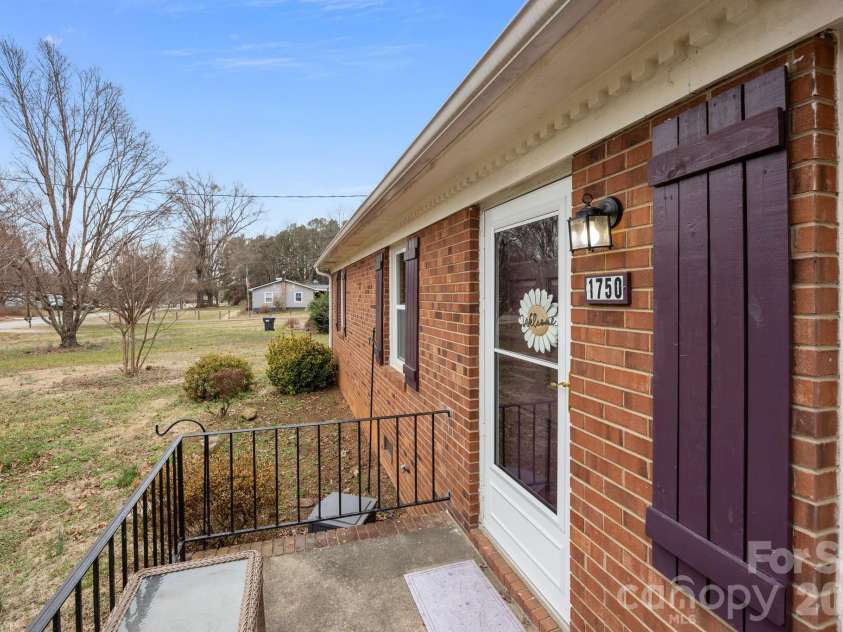 1750 Sells Road, Salisbury, NC 28144.  MLS# CAR4349671, YatesRealty ID 5089. 