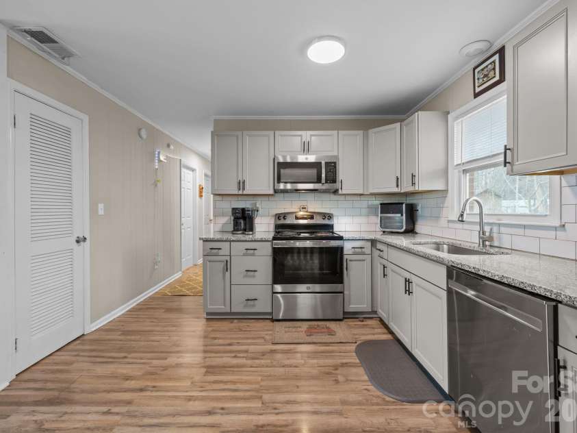 1750 Sells Road, Salisbury, NC 28144.  MLS# CAR4349671, YatesRealty ID 5089. 
