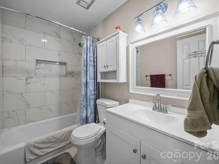 1750 Sells Road, Salisbury, NC 28144.  MLS# CAR4349671, YatesRealty ID 5089. 