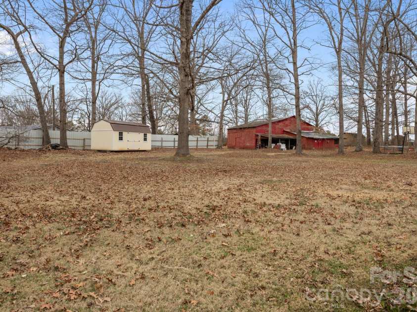 1750 Sells Road, Salisbury, NC 28144.  MLS# CAR4349671, YatesRealty ID 5089. 