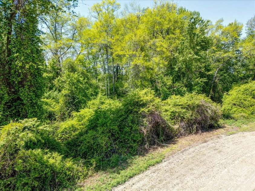 3006 Wrench Road, Dunn, NC 28344.  MLS# CAR4291729, YatesRealty ID 5089. 