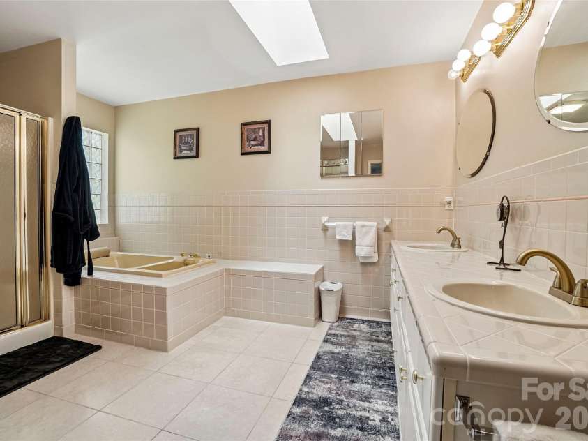 54 Gap Creek Road, Fletcher, NC 28732.  MLS# CAR4423914, YatesRealty ID 50895. 