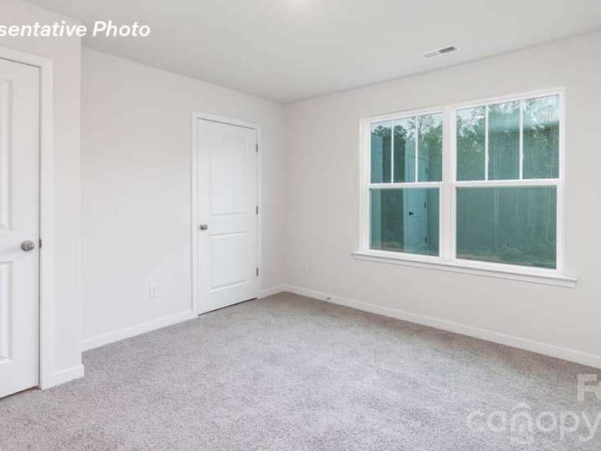 5120 Parker Forest Road, Charlotte, NC 28215.  MLS# CAR4424821, YatesRealty ID 50899. 