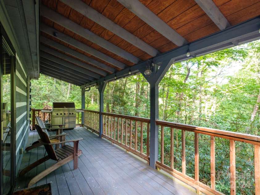 11462 Greenville Highway, Cedar Mountain, NC 28718.  MLS# CAR4204650, YatesRealty ID 509. 
