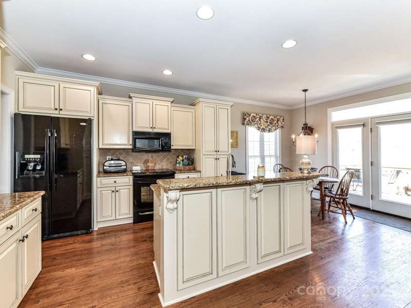 816 Springs Road, Dallas, NC 28034.  MLS# CAR4232847, YatesRealty ID 5090. 