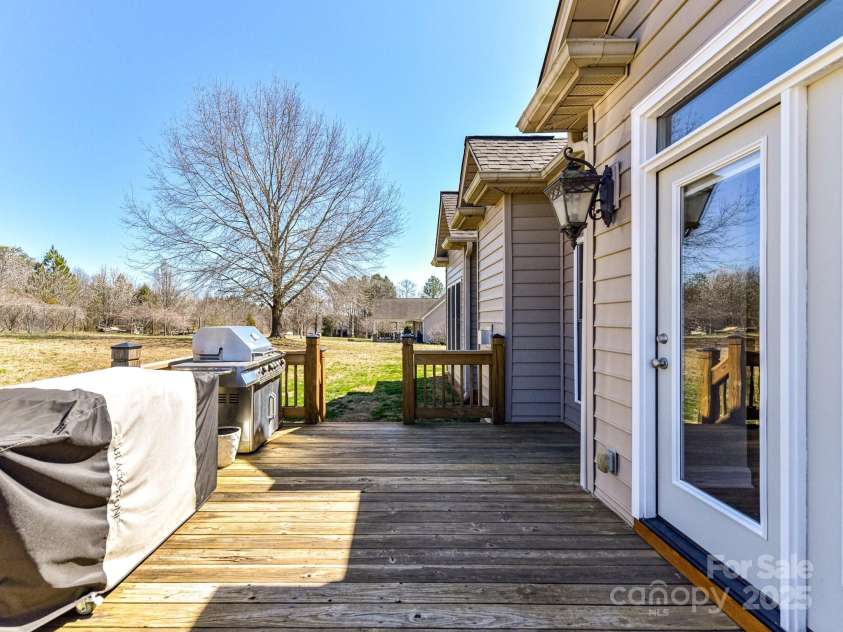 816 Springs Road, Dallas, NC 28034.  MLS# CAR4232847, YatesRealty ID 5090. 