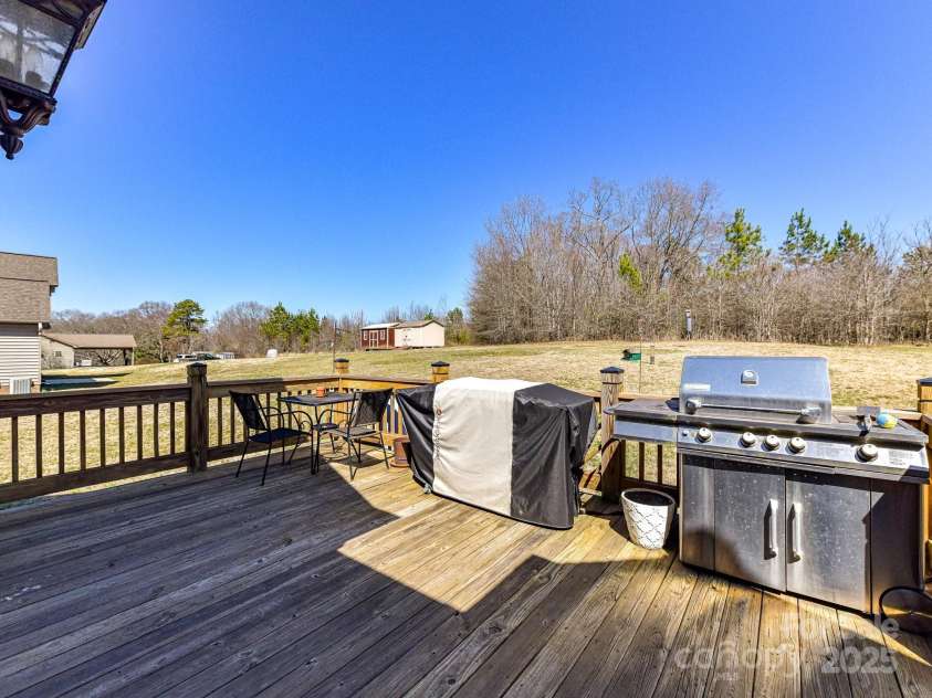 816 Springs Road, Dallas, NC 28034.  MLS# CAR4232847, YatesRealty ID 5090. 