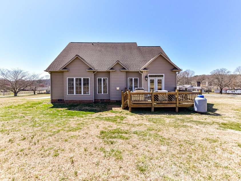 816 Springs Road, Dallas, NC 28034.  MLS# CAR4232847, YatesRealty ID 5090. 