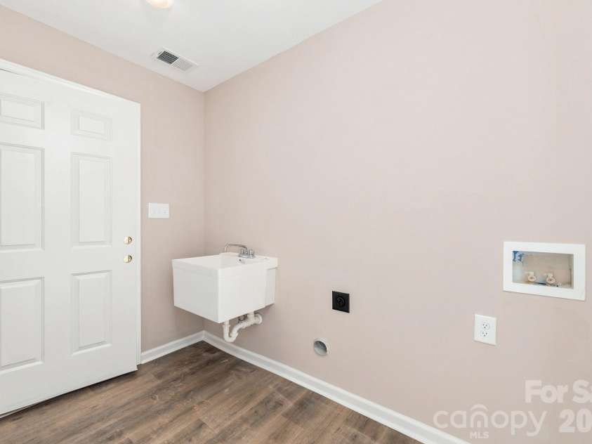 110 Oakhill Street, Iron Station, NC 28080.  MLS# CAR4419178, YatesRealty ID 50900. 