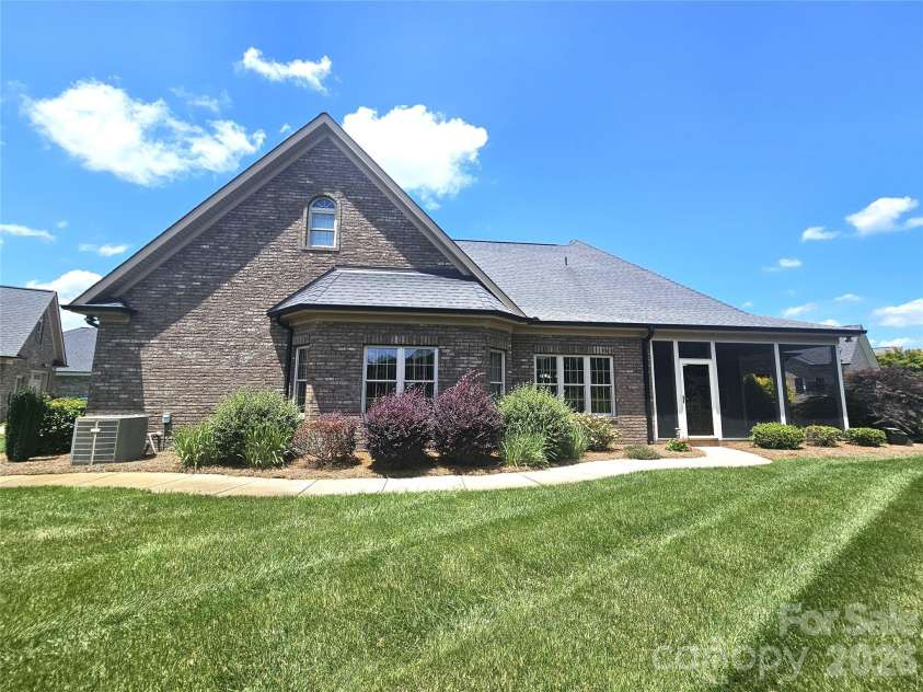 323 Wendover Drive, Locust, NC 28097.  MLS# CAR4424542, YatesRealty ID 50902. 
