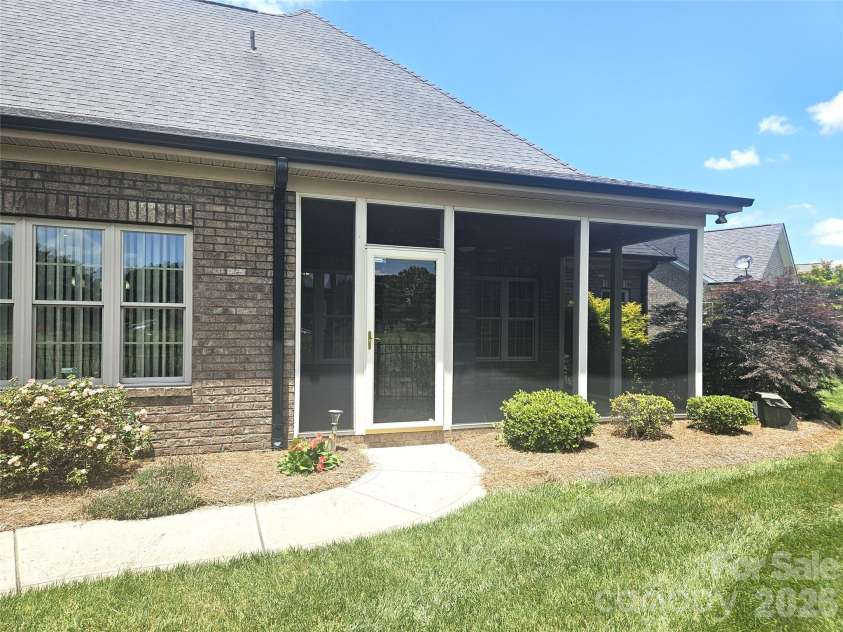 323 Wendover Drive, Locust, NC 28097.  MLS# CAR4424542, YatesRealty ID 50902. 