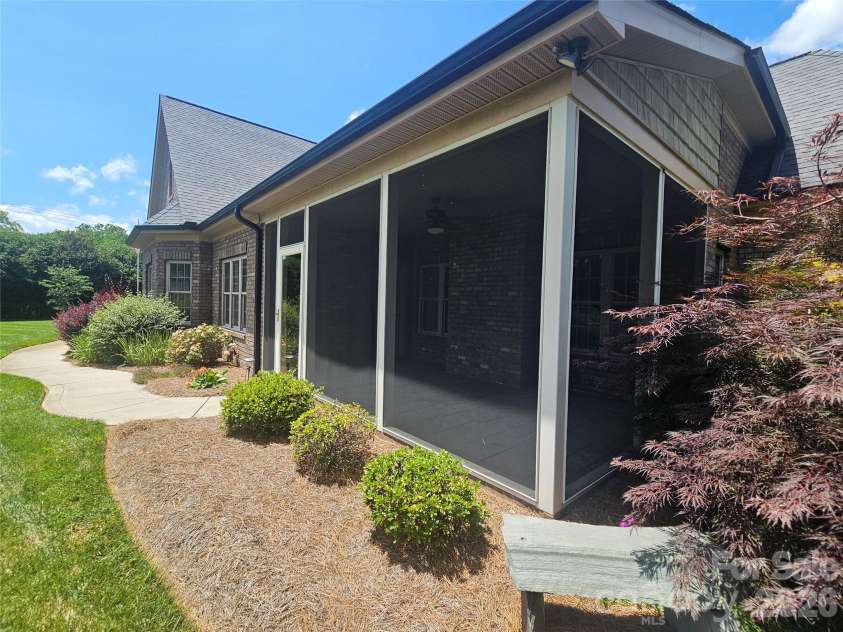 323 Wendover Drive, Locust, NC 28097.  MLS# CAR4424542, YatesRealty ID 50902. 
