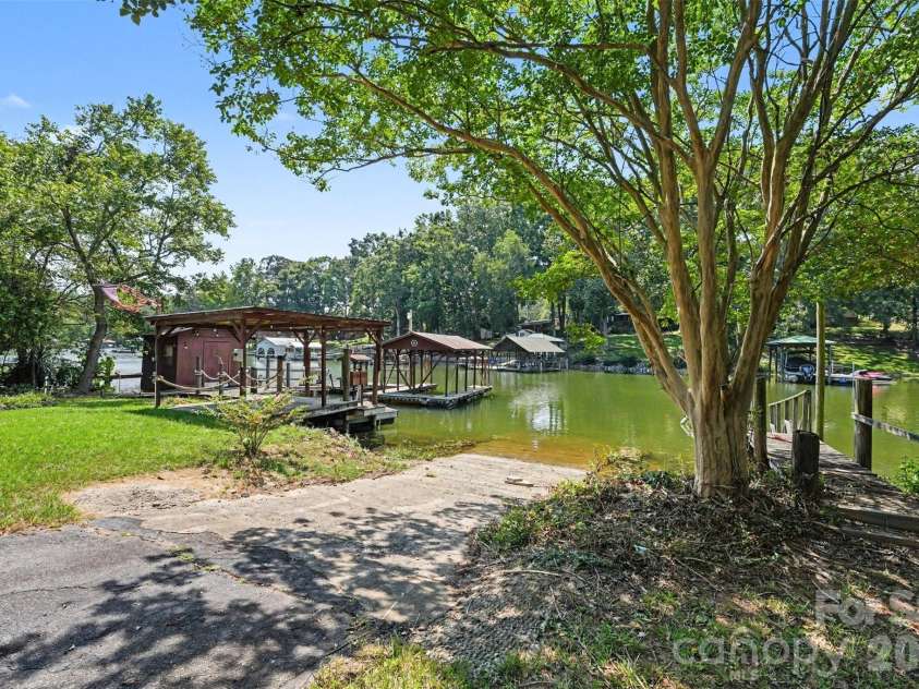 4653 Dick Wilson Road, Denver, NC 28037.  MLS# CAR4424822, YatesRealty ID 50907. 