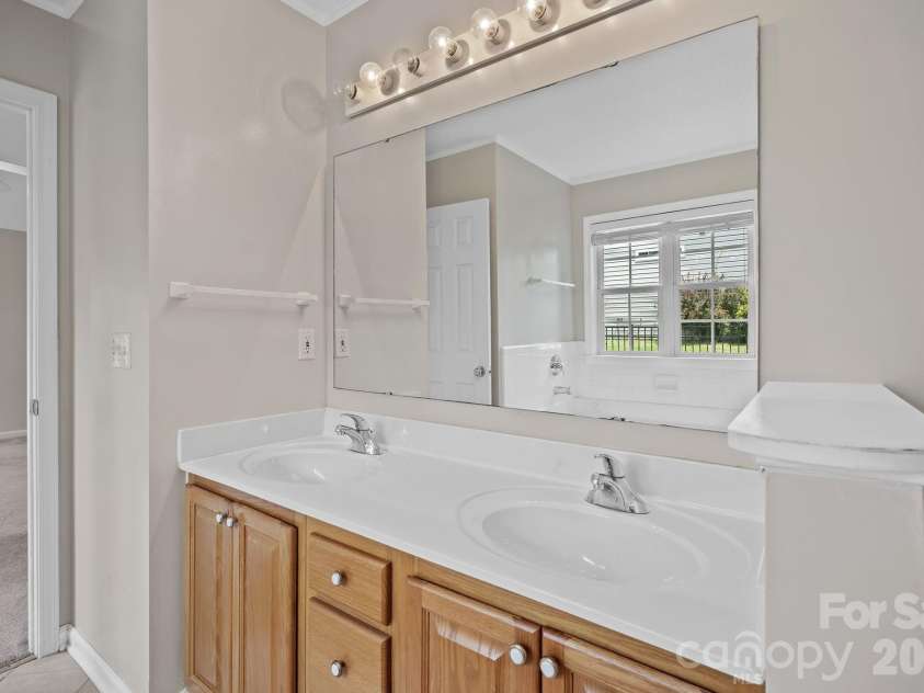 200 Planters Creek Road, Fletcher, NC 28732.  MLS# CAR4407264, YatesRealty ID 50908. 
