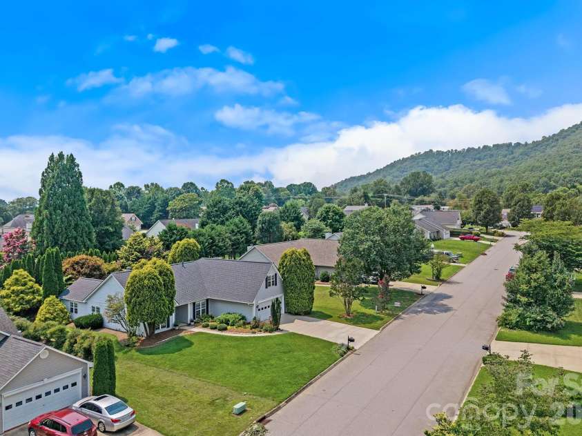 200 Planters Creek Road, Fletcher, NC 28732.  MLS# CAR4407264, YatesRealty ID 50908. 