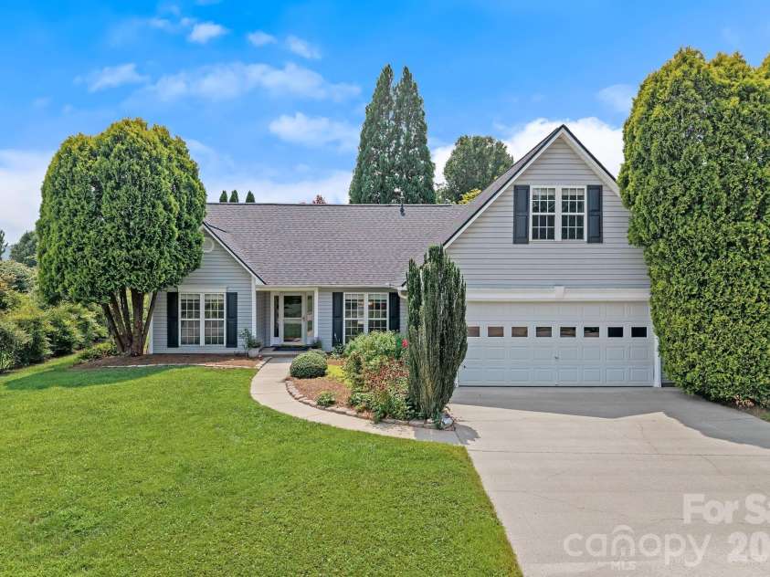 200 Planters Creek Road, Fletcher, NC 28732.  MLS# CAR4407264, YatesRealty ID 50908. 
